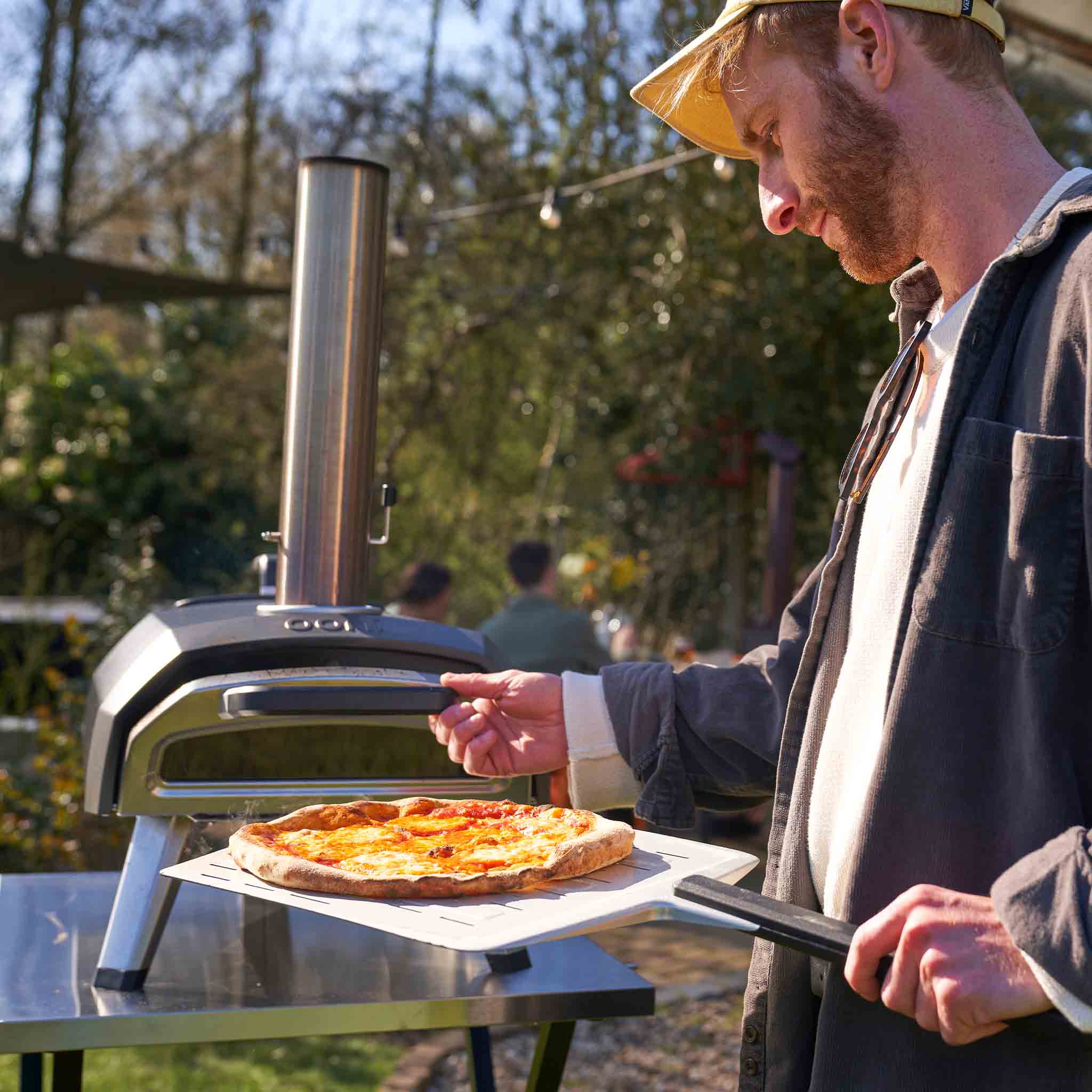 Ooni Karu 2 Multi-Fuel Pizza Oven- 2nd Generation 2 Ooni Karu 2 Multi-Fuel Pizza Oven- 2nd Generation